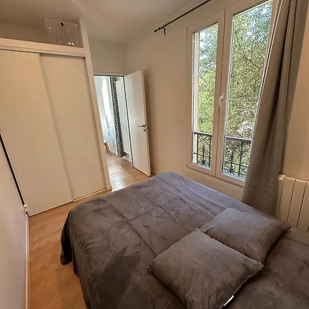 La Lumiere D'issy Vanves